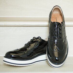 Womens Platform Oxfords Lace-Up Wingtip